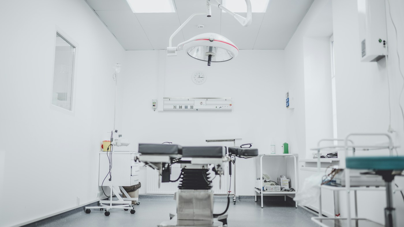 Modern cardiac surgery operating room
